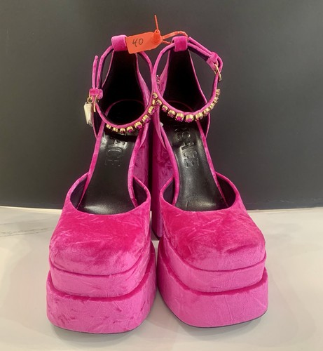 575 versace medusa - $1,575,